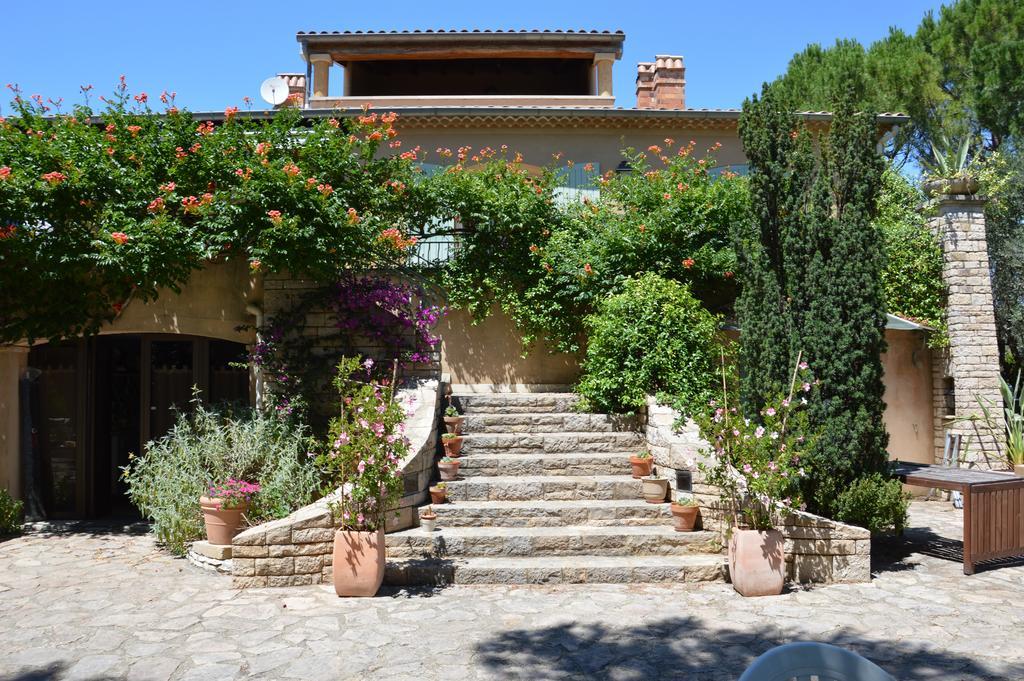 Villa Thebaide Chambres D'Hotes Laudun Buitenkant foto